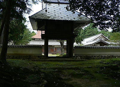普済寺山門