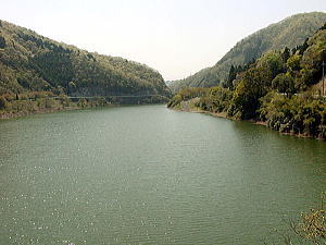 知明湖